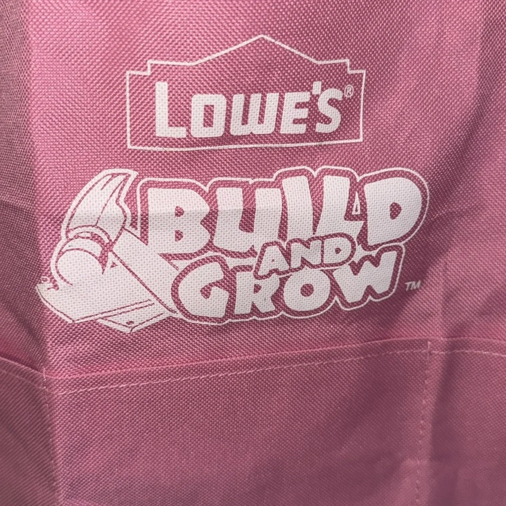 Lowe’s apron - Picture 2 of 3